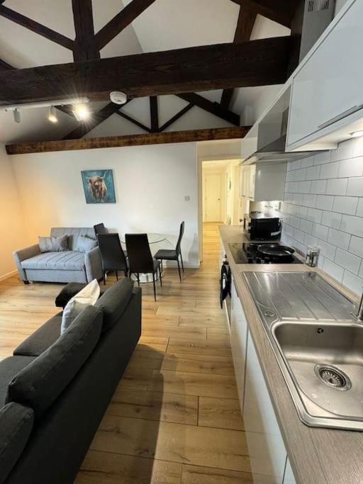 Comfy Flat For 6 In City Center Gs306 Sheffield Eksteriør bilde